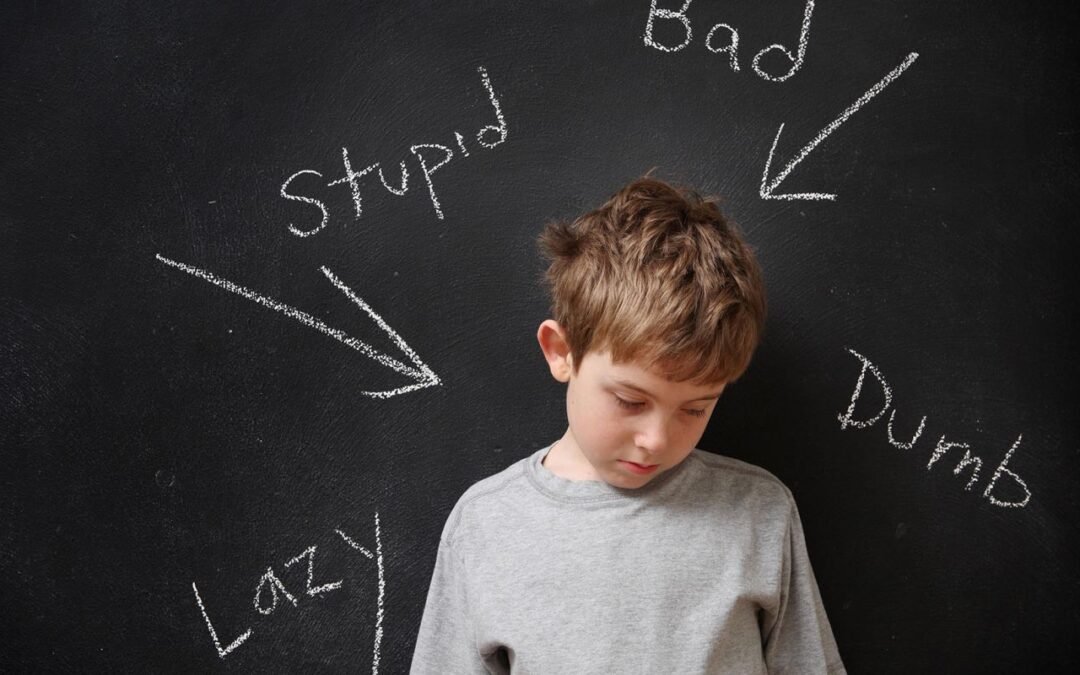 3 maneras de ayudar a su hijo a lidiar con la vergüenza