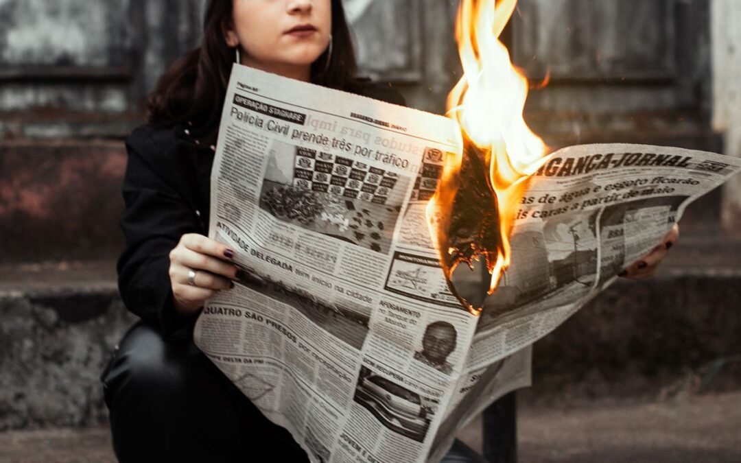 ¿Qué hace que las personas compartan información errónea en las redes sociales?