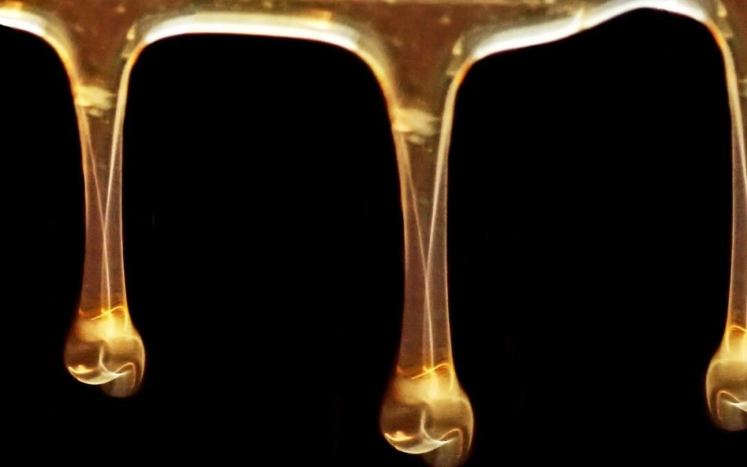 Cómo una «mente pegajosa» conduce a la ansiedad