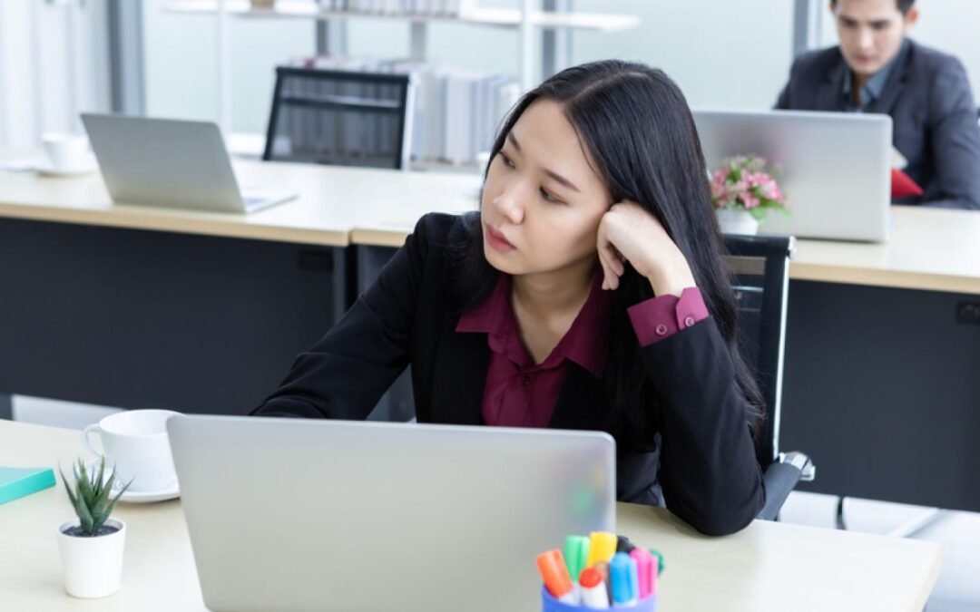 Absorto y agotado: el perfil de agotamiento que los líderes deben ver