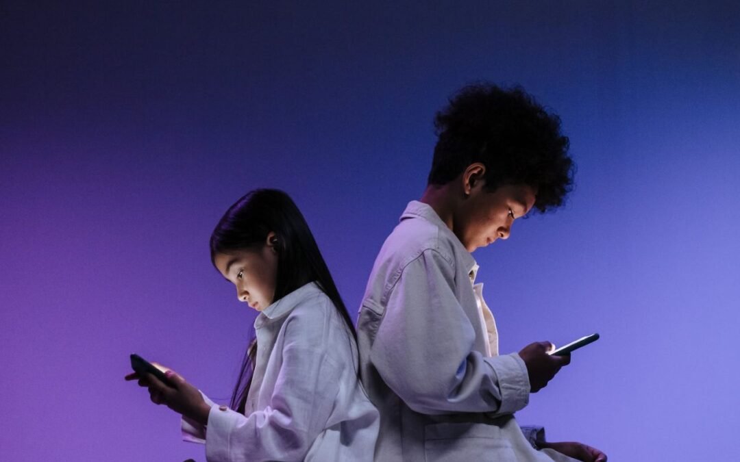 Cómo los padres pueden ayudar a los adolescentes a dejar sus teléfonos