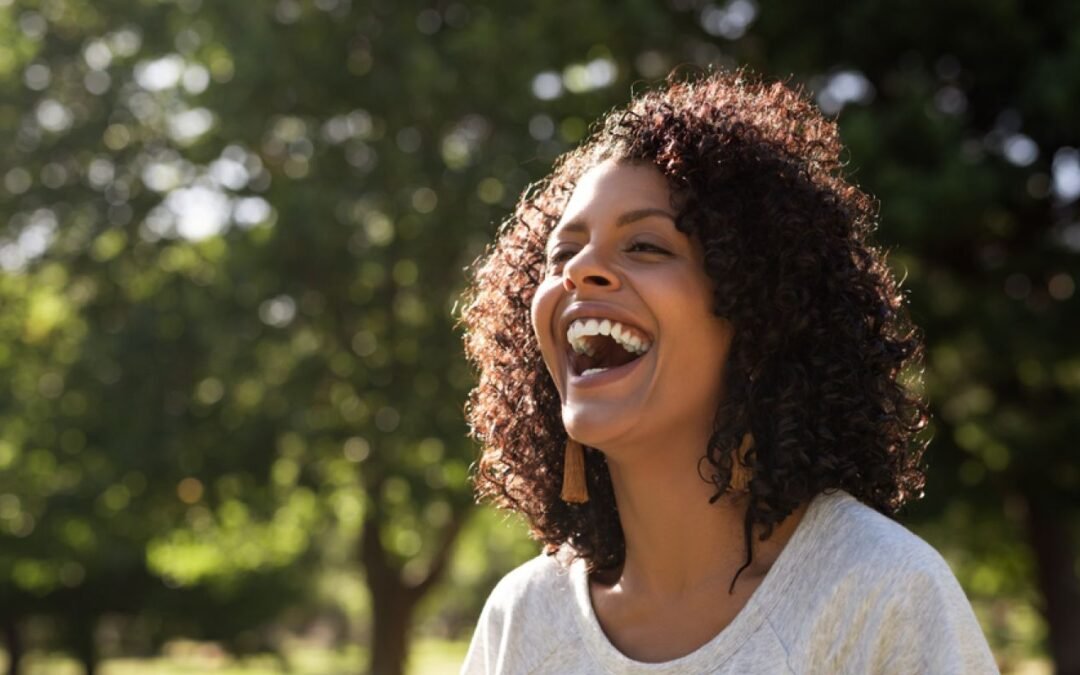 Qué es realmente la felicidad (y cómo encontrarla)